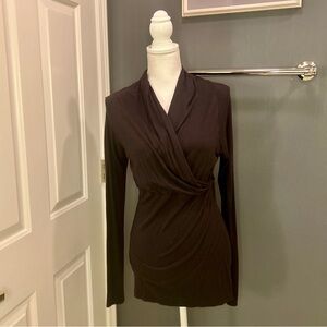 soft/stretch 🖤 long sleeve S/M; brand:Lucy; m/i Peru. Breastfeeding friendly